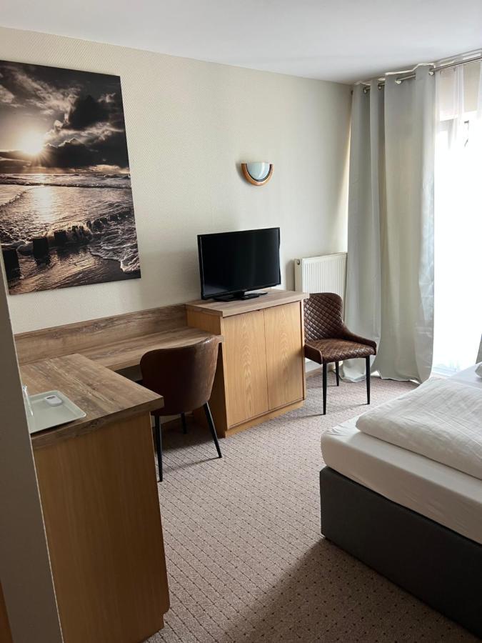 Hotel Aggertal Gummersbach Bagian luar foto