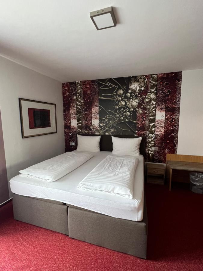 Hotel Aggertal Gummersbach Bagian luar foto