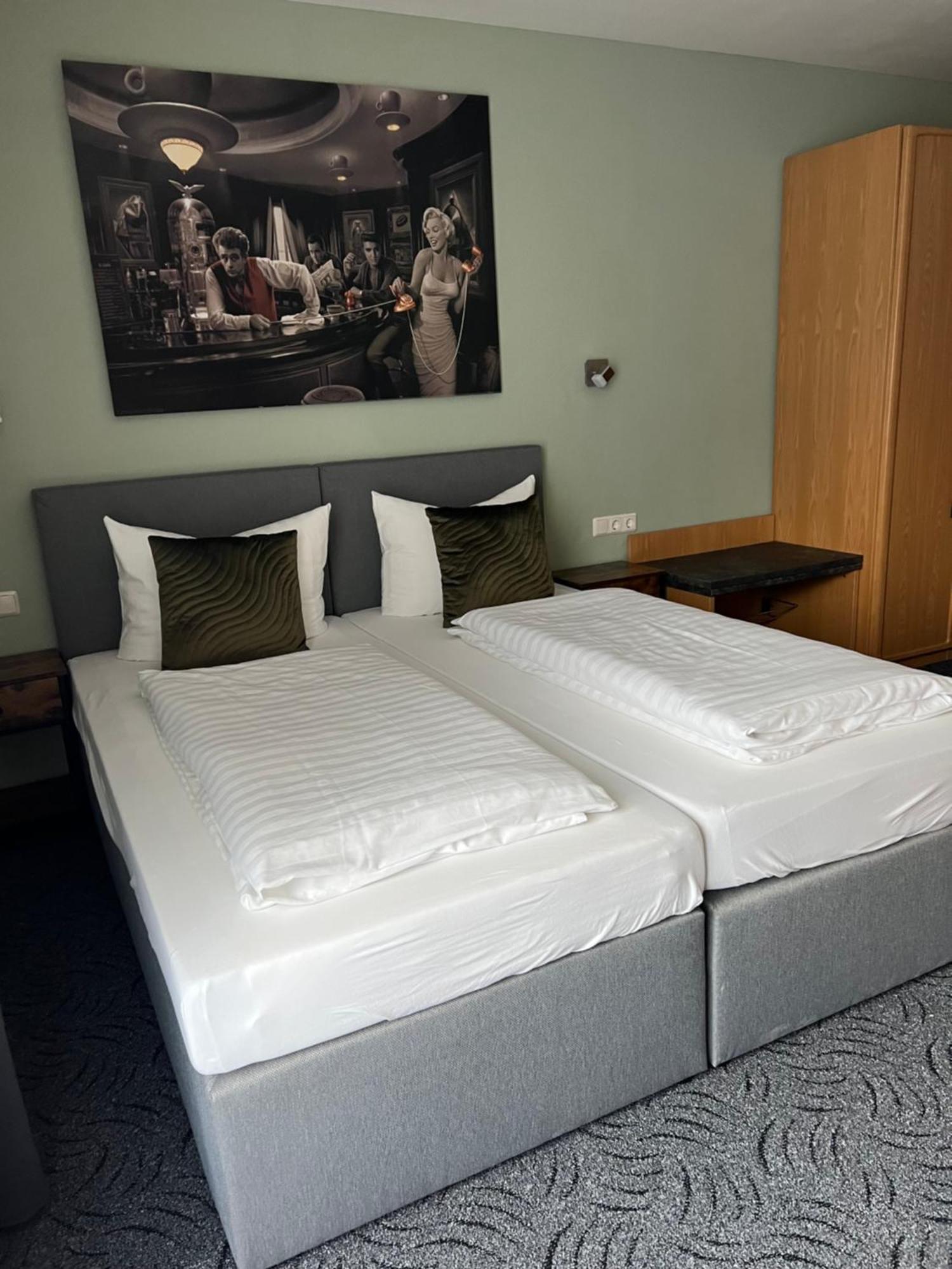 Hotel Aggertal Gummersbach Bagian luar foto