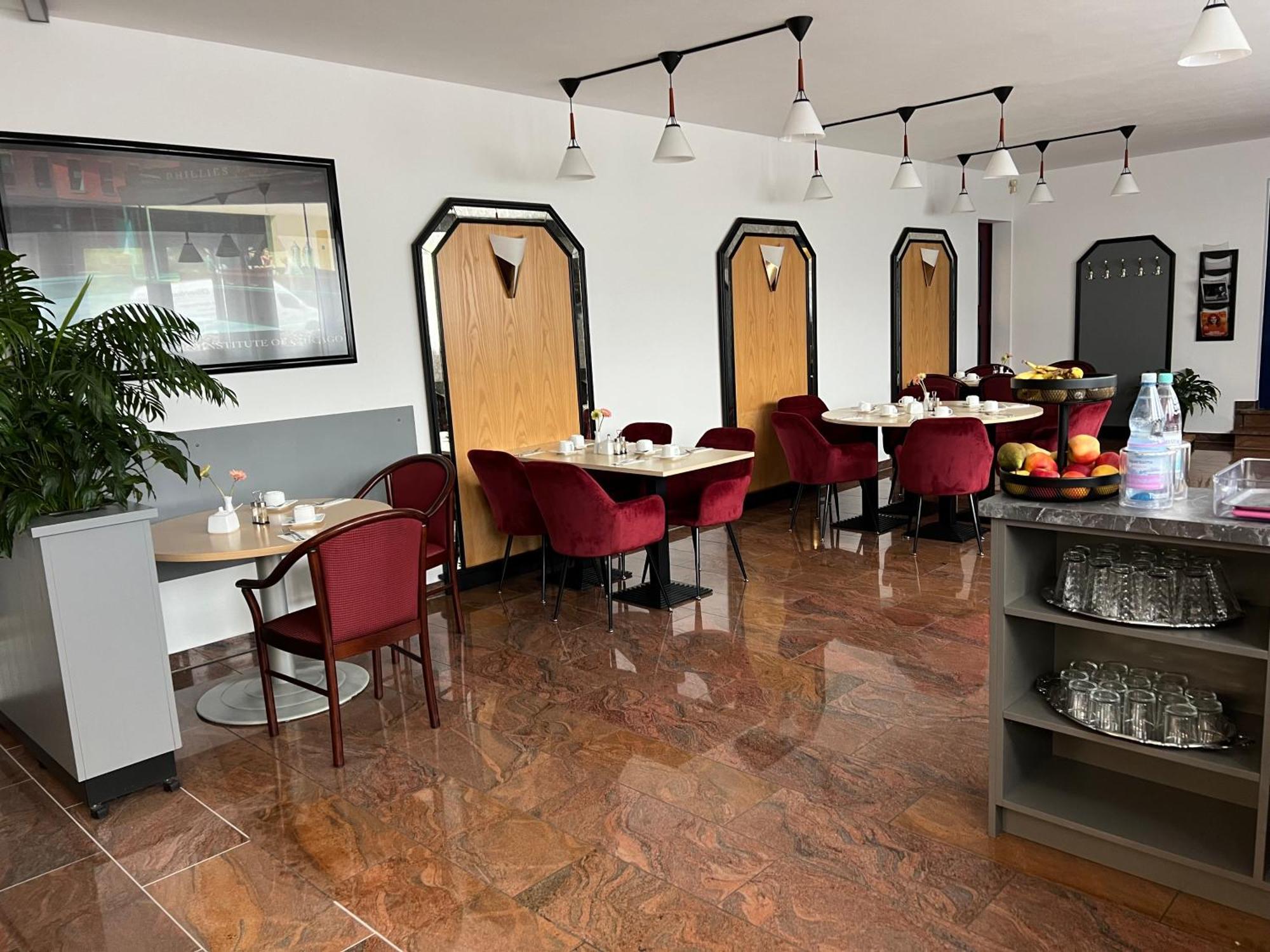 Hotel Aggertal Gummersbach Bagian luar foto