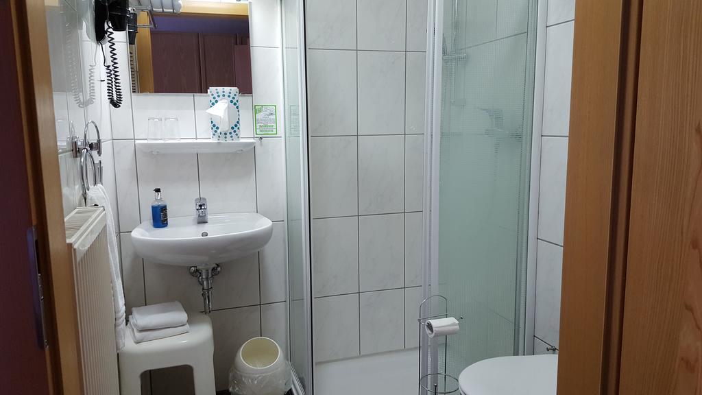 Hotel Aggertal Gummersbach Bagian luar foto