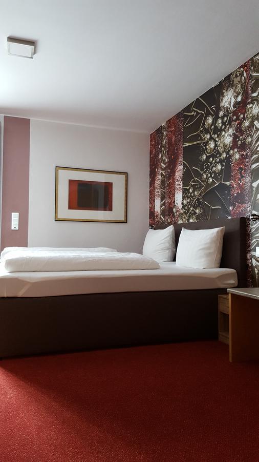 Hotel Aggertal Gummersbach Bagian luar foto